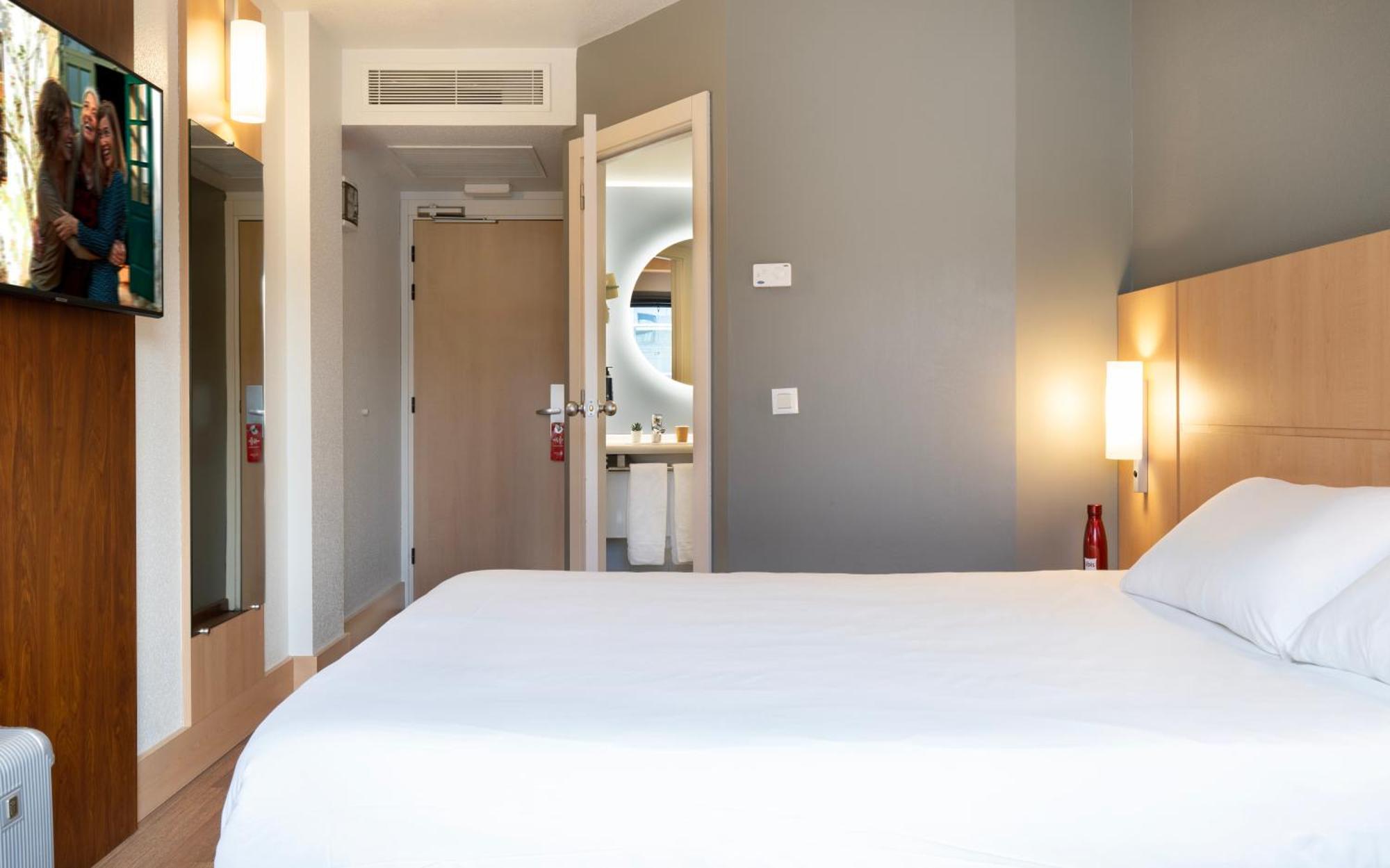 Ibis Madrid Алькобендас Екстер'єр фото